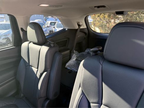 New 2025 Subaru Ascent Bronze Edition w/ Onyx Package image 25