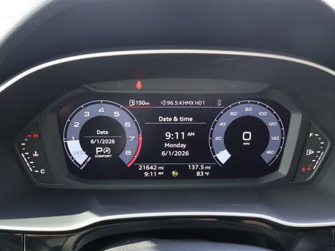 Used 2024 Audi Q3 2.0T Premium Plus AWD/4WD image 16