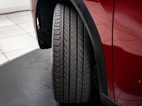 Certified 2025 BMW X2 xDrive28i image 36