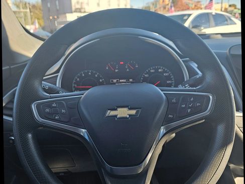 Used 2022 Chevrolet Malibu LT image 14