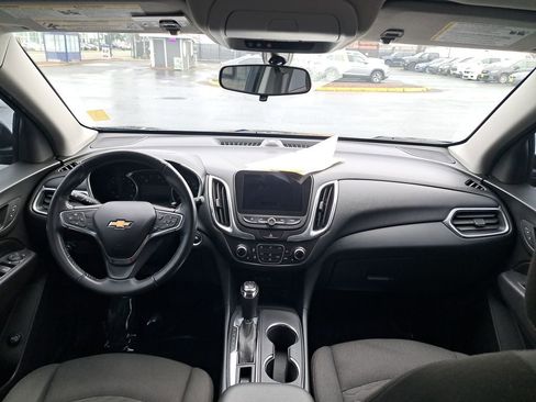 Used 2019 Chevrolet Equinox LT image 18