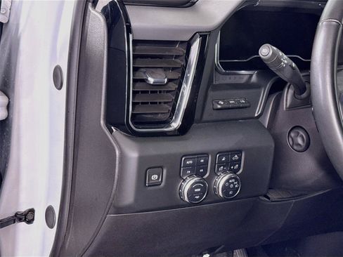 Used 2024 GMC Sierra 1500 Denali w/ Denali Reserve Package AWD/4WD image 4