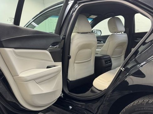 Used 2022 Cadillac CT4 Luxury image 27