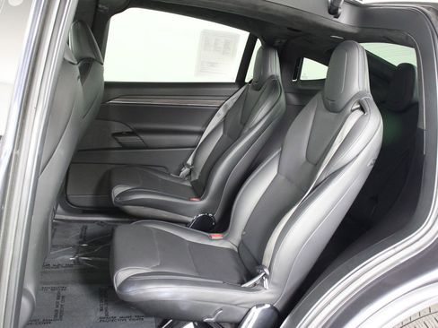 Used 2023 Tesla Model X AWD/4WD image 29