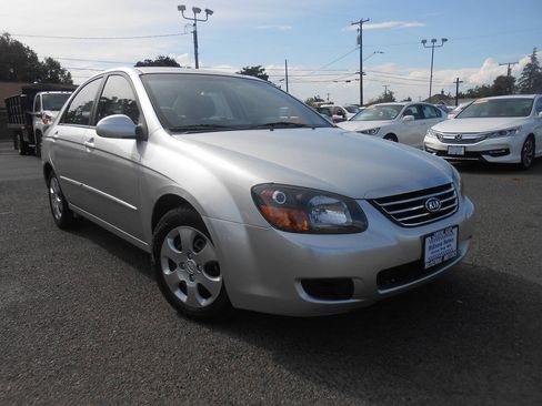 Used 2009 Kia Spectra EX FWD image 1