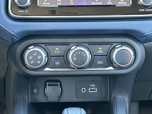 New 2025 Nissan Versa SV image 13