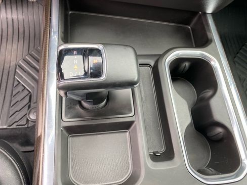 Used 2024 Chevrolet Silverado 1500 LT Trail Boss w/ LT Trail Boss Premium Package image 12