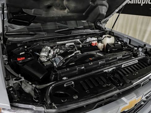 Used 2024 Chevrolet Silverado 2500 LT image 59