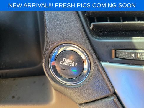 Used 2015 Chevrolet Suburban LT RWD image 12