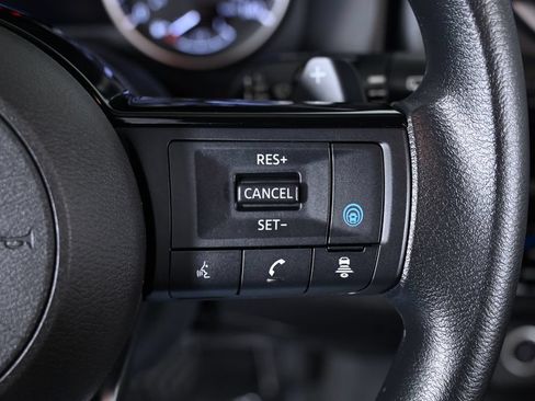 Certified 2023 Nissan Rogue SV AWD/4WD image 13