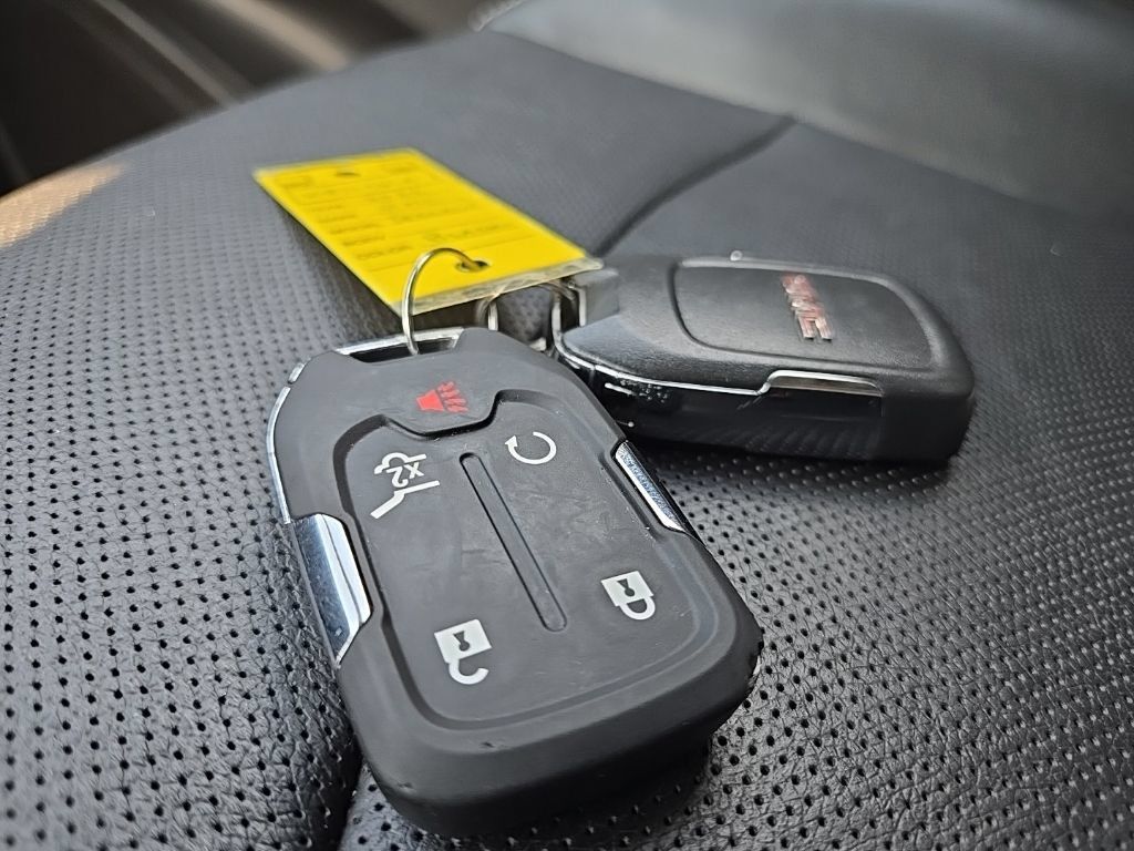 Used 2022 GMC Terrain SLT AWD/4WD image 12
