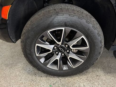 Used 2021 Chevrolet Tahoe Z71 AWD/4WD image 28