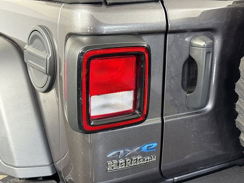 Used 2023 Jeep Wrangler Unlimited w/ Cold Weather Group image 36