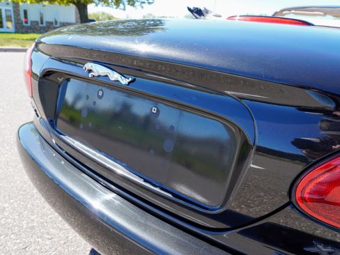 Used 1997 Jaguar XK8 Convertible RWD image 21