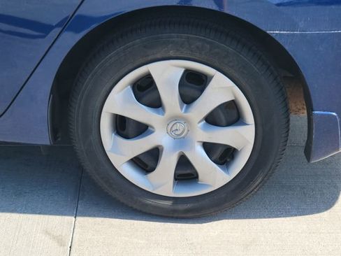 Used 2016 Nissan Sentra S w/ Electronics Package FWD image 14
