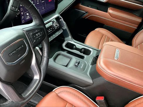 Used 2024 GMC Sierra 2500 Denali Ultimate w/ Max Trailering Package image 17