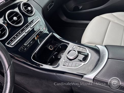 Used 2018 Mercedes-Benz C 300 Sedan image 27