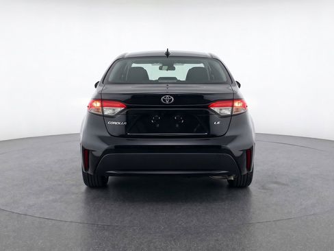 Used 2025 Toyota Corolla LE FWD image 7