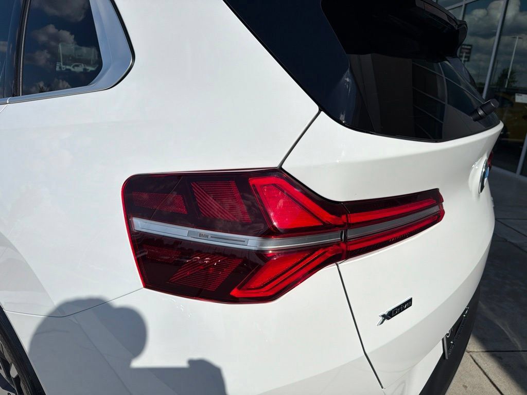 New 2026 BMW X3 xDrive30i AWD/4WD image 14