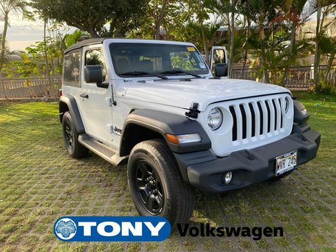 Used 2023 Jeep Wrangler Sport image 1