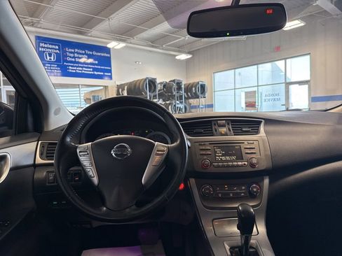 Used 2014 Nissan Sentra SR w/ SR Driver Package FWD image 9