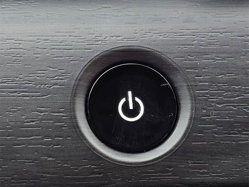 Certified 2023 Nissan Ariya AWD image 27