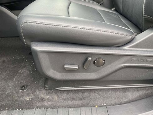 New 2025 Ford F150 Lariat w/ Equipment Group 501A Mid image 15