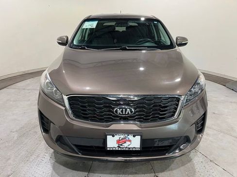 Used 2019 Kia Sorento AWD image 4
