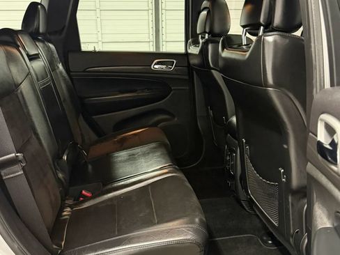 Used 2015 Jeep Grand Cherokee Altitude AWD/4WD image 20