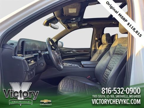 Used 2023 Cadillac Escalade ESV Sport Platinum image 9