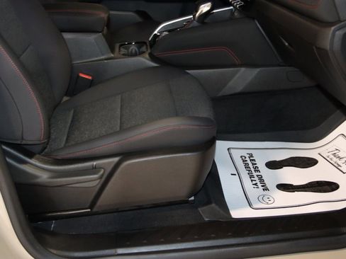 Used 2024 Chevrolet Colorado Z71 w/ Z71 Convenience Package 2 image 57