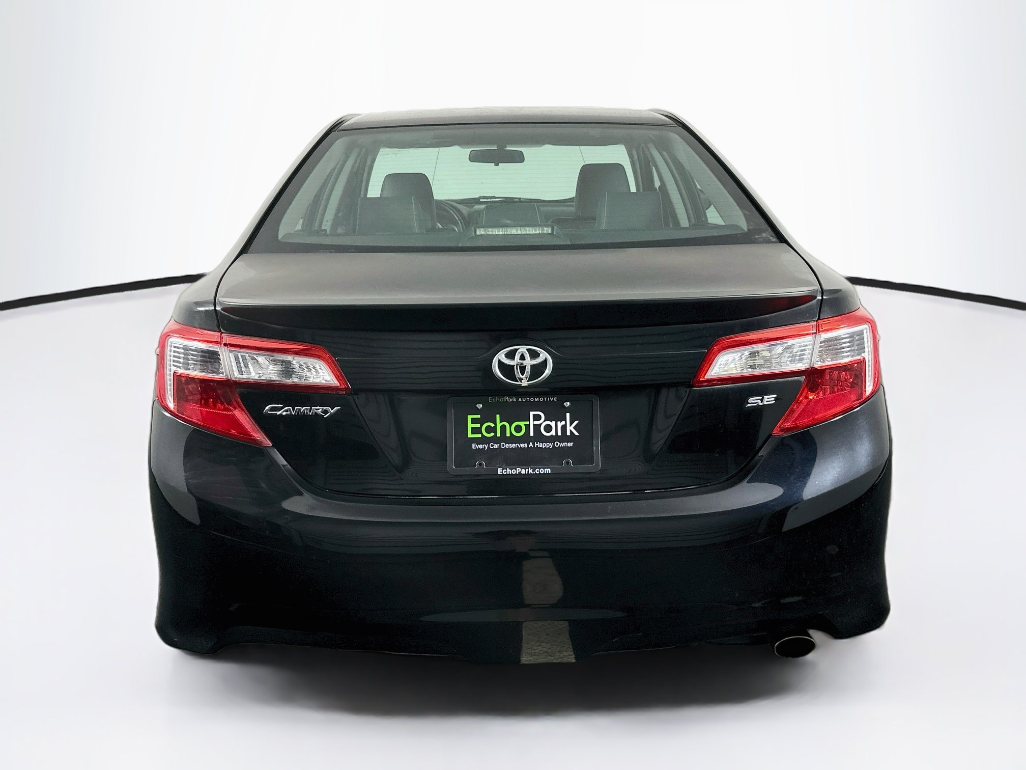 Used 2012 Toyota Camry SE FWD image 7