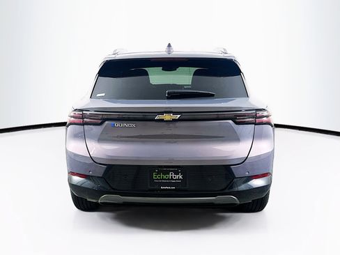 Used 2025 Chevrolet Equinox EV LT image 7