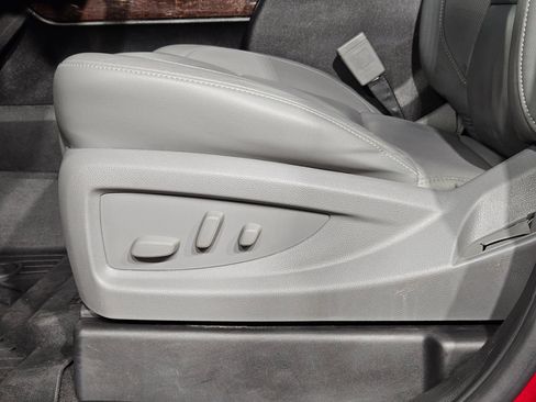 Used 2018 GMC Sierra 1500 SLT image 24