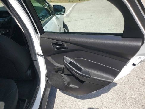 Used 2017 Ford Focus S FWD image 17