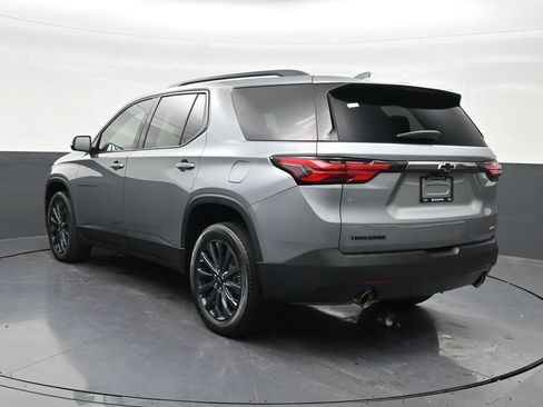 Used 2023 Chevrolet Traverse RS FWD image 3