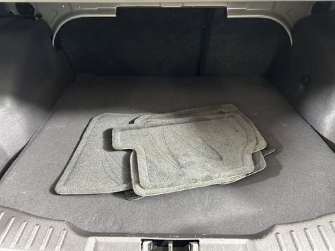 Used 2018 Ford Focus SE FWD image 22