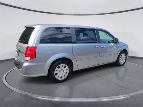 Used 2017 Dodge Grand Caravan SE w/ Power Window Group image 5