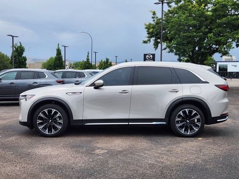 Used 2024 MAZDA CX-90 Plug-In Hybrid w/ Premium Pkg AWD/4WD image 4