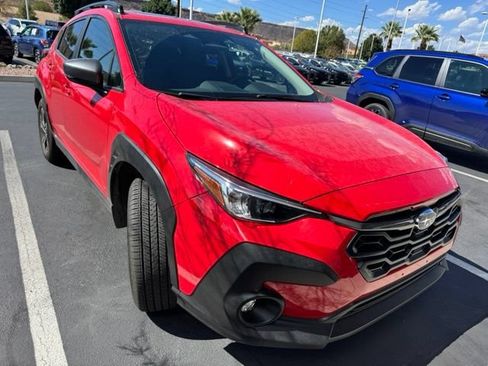 Used 2024 Subaru Crosstrek 2.0i Premium AWD/4WD image 2