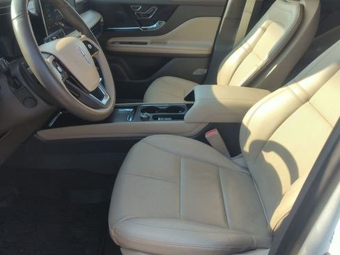 Used 2023 Lincoln Corsair Reserve w/ Equipment Group 201A image 11