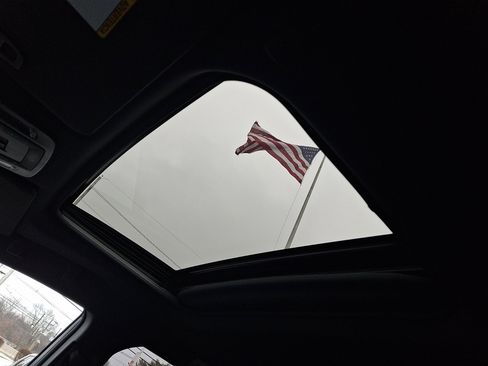 Used 2021 Toyota Sienna XSE w/ XSE Plus Package image 14