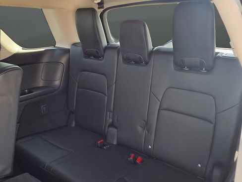 New 2026 Nissan Pathfinder SL AWD/4WD image 17