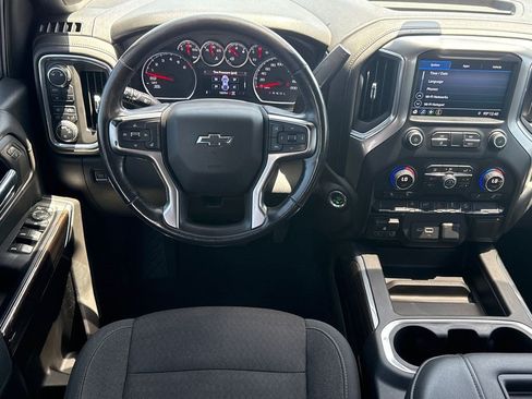 Used 2019 Chevrolet Silverado 1500 RST w/ True North Edition AWD/4WD image 18