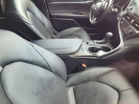 Used 2023 Toyota Camry XSE image 10