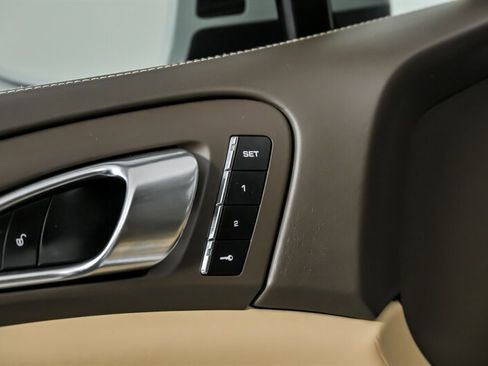 Used 2016 Porsche Cayenne GTS image 16