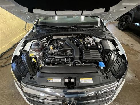 Certified 2024 Volkswagen Jetta SE image 25