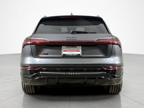 Used 2024 Audi Q8 e-tron Prestige w/ Prestige Package AWD/4WD image 4