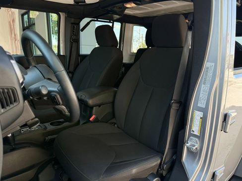 Used 2016 Jeep Wrangler Unlimited Sport w/ Quick Order Package 24S image 37