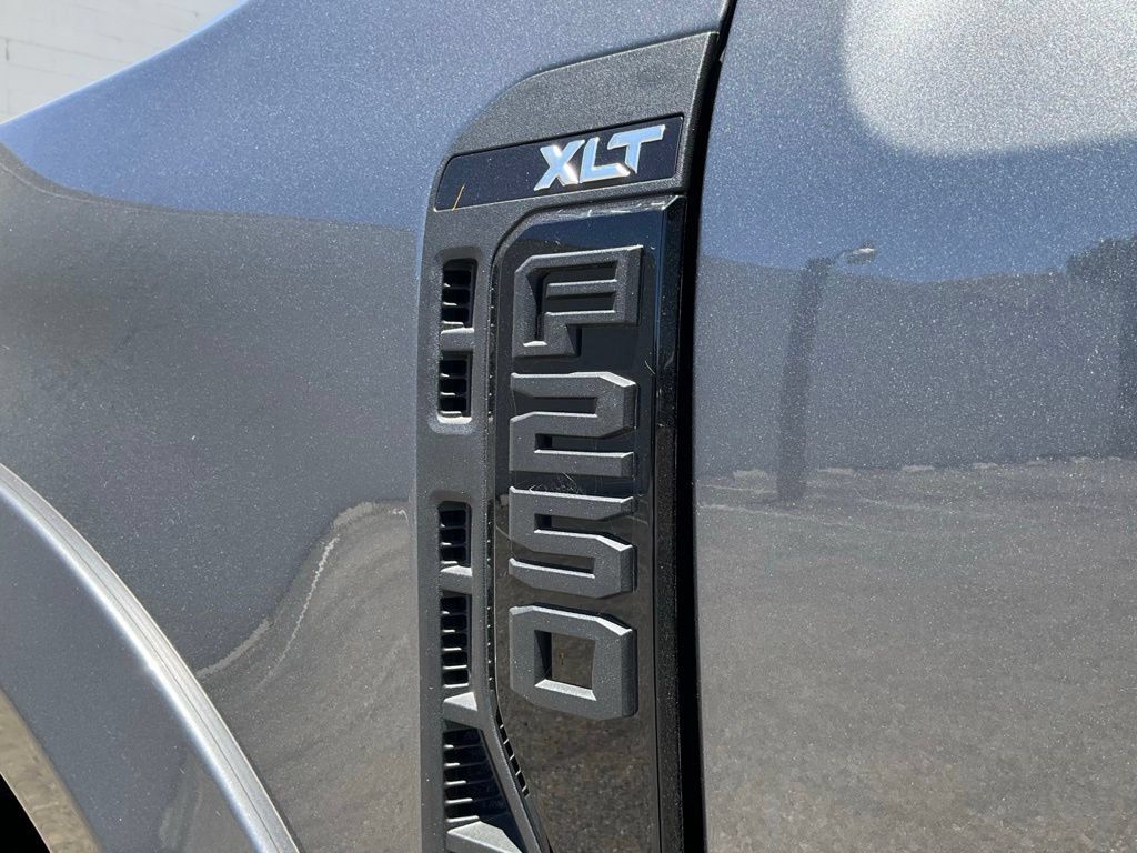 New 2026 Ford F250 XLT w/ XLT Premium Package AWD/4WD image 14